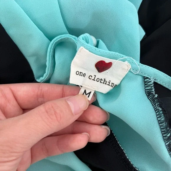 Women’s One Clothing Y2K Turquoise, & black sleeveless tank top Size M - Picture 2 of 5